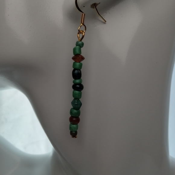 Hand Crafted Jewelry - Elegant Green Beaded Earrings